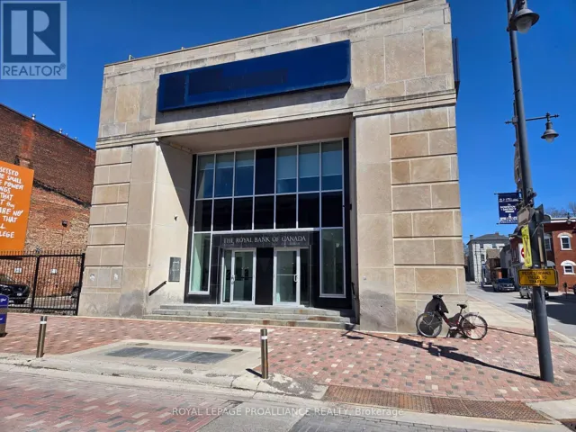 241 FRONT STREET, Belleville (Belleville Ward), Ontario K8N2Z6
