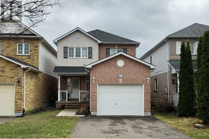 127 RICHFIELD SQUARE, Clarington (Courtice), Ontario L1E3G3