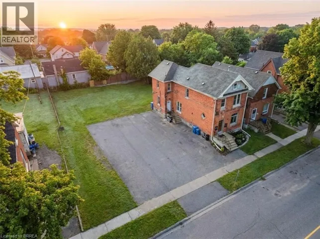 169 DARLING Street, Brantford, Ontario N3S3W5