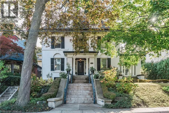 3 TURNER Avenue, Hamilton, Ontario L8P3K4