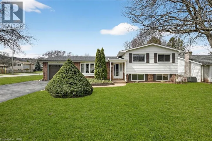 6 NELLES Road S, Grimsby, Ontario L3M2Z2