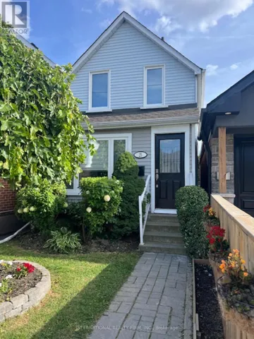 25 TEIGNMOUTH AVENUE, Toronto (Caledonia-Fairbank), Ontario M6E1S6