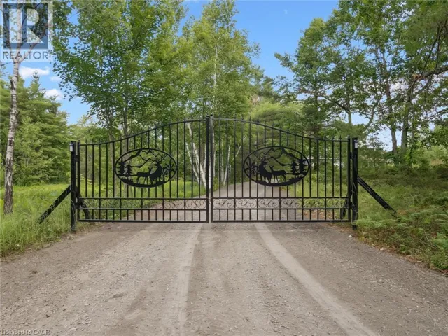 891 PENINSULA Road, Gravenhurst, Ontario P1P0E2