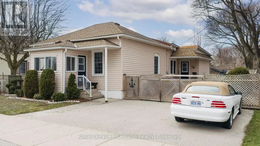 107 VICTORIA STREET N, Goderich (Goderich (Town)), Ontario N7A2S2