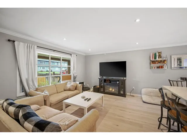 32315 14TH AVENUE, Mission, British Columbia V2V2N6