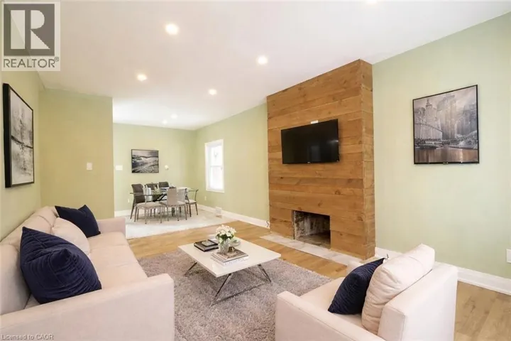1243 LANGMUIR Avenue Unit# Main, London, Ontario N5W2G2