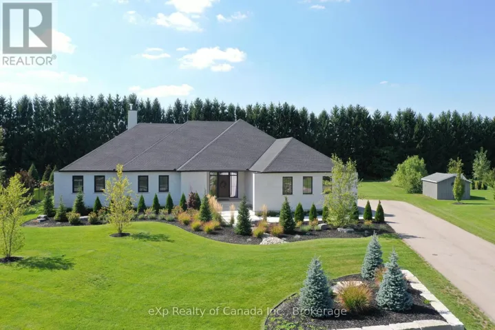 33 AUGUST CRESCENT, Norwich (Otterville), Ontario N0J1R0
