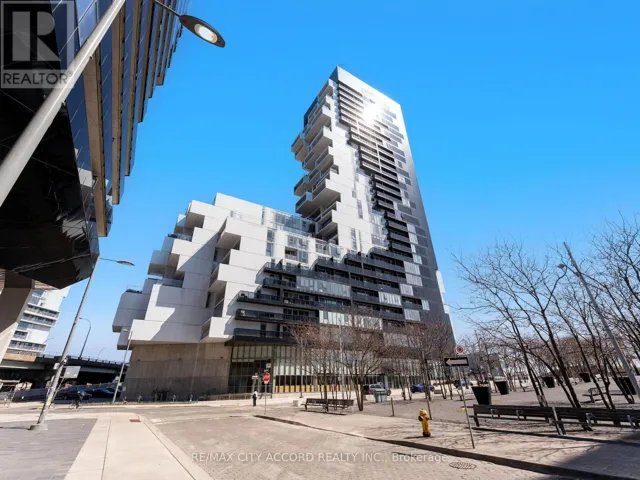 305 - 170 BAYVIEW AVENUE, Toronto (Moss Park), Ontario M5A0M4