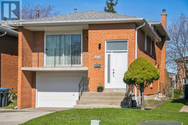 1613 LEWES WAY, Mississauga (Rathwood), Ontario L4W3H5