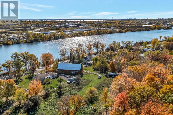 562 TRENTON FRANKFORD ROAD, Quinte West (Sidney Ward), Ontario K8V5P6