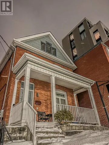 166 QUEEN STREET, Kingston (East of Sir John A. Blvd), Ontario K7K1B1