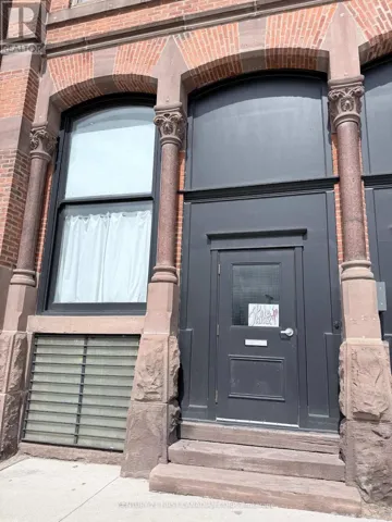 176A YORK STREET, London East (East K), Ontario N6A1B5