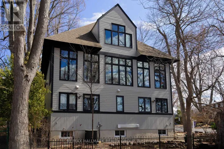 53 SCRIVENS STREET, Ottawa, Ontario K2B8M6