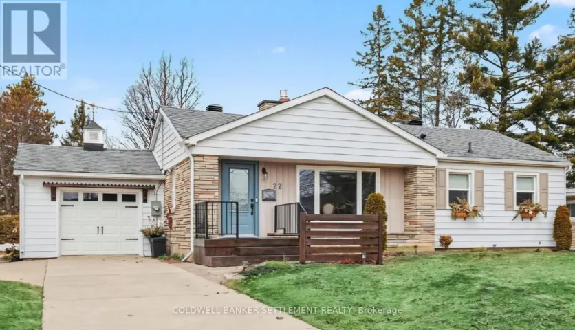 22 BROADVIEW AVENUE W, Smiths Falls, Ontario K7A4K9