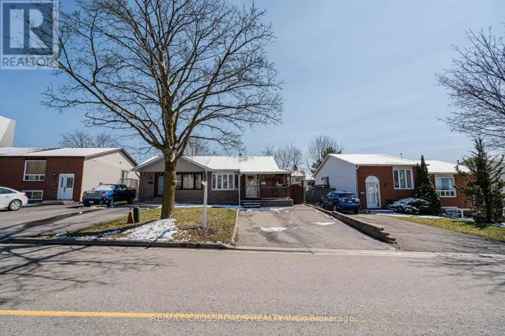 809 MONAGHAN AVENUE, Oshawa (Vanier), Ontario L1J7B6
