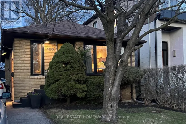 137 PRESTON STREET, Toronto (Birchcliffe-Cliffside), Ontario M1N3N4