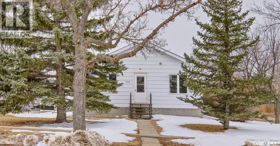 715 King STREET, Rosetown, Saskatchewan S0L2V0