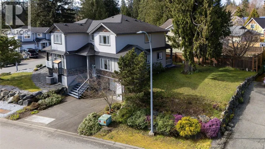 5992 Stonehaven Dr, Duncan, British Columbia V9L0A2