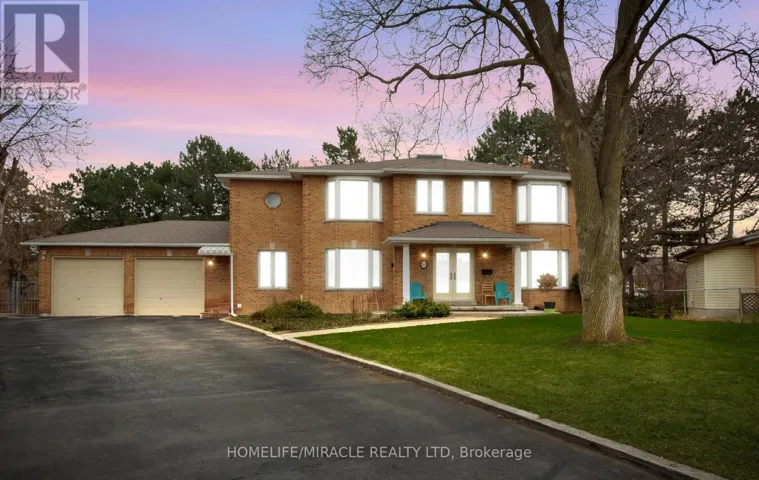 85 HARLOW CRESCENT, Toronto (Thistletown-Beaumonde Heights), Ontario M9V2Y8