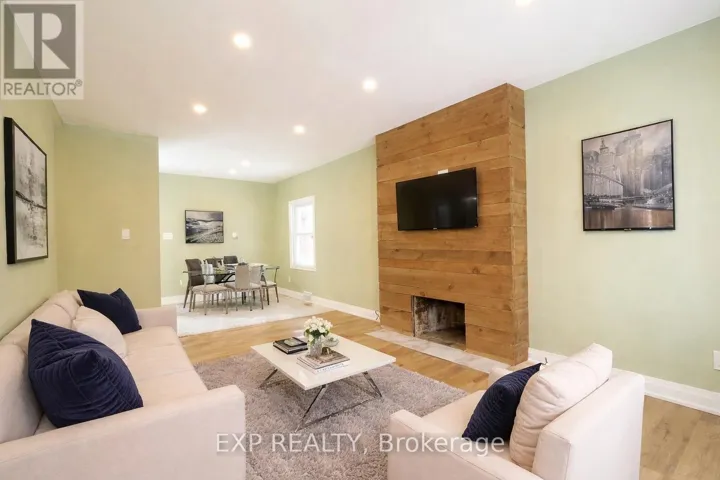 MAIN FLOOR - 1243 LANGMUIR AVENUE, London East (East M), Ontario N5W2G2