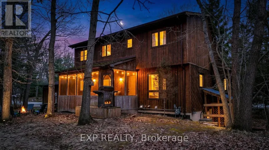 10207 PINETREE DRIVE, Lambton Shores (Grand Bend), Ontario N0M1T0