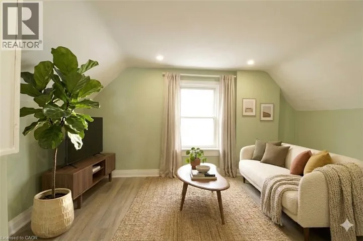 1243 LANGMUIR Avenue Unit# Upper, London, Ontario N5W2G2