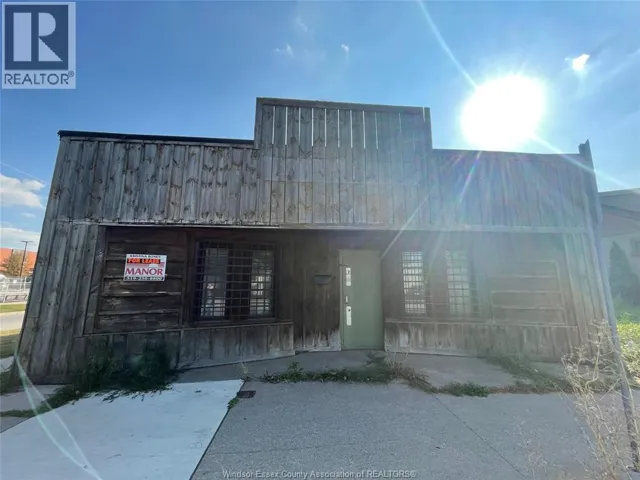 1391 PRINCE ROAD, Windsor, Ontario N9C3A6