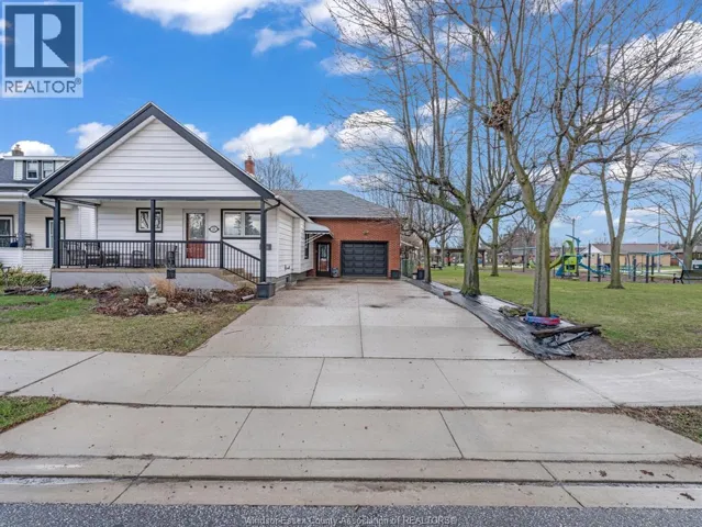 24 Melrose AVENUE, Leamington, Ontario N8H2H8