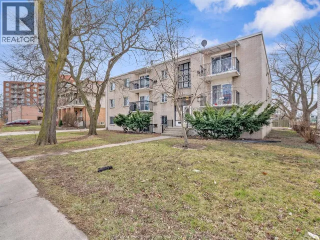 531 MILL STREET, Windsor, Ontario N9C2R7