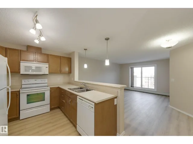 #404 6070 SCHONSEE WY NW, Edmonton, Alberta T5Z0G8