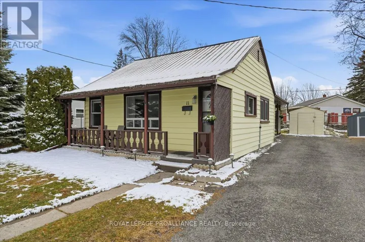 11 WEEKS AVENUE, Quinte West (Trenton Ward), Ontario K8V1X4