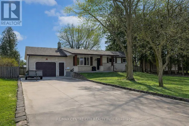 72 ELMWOOD AVENUE, St. Thomas, Ontario N5R4Z7