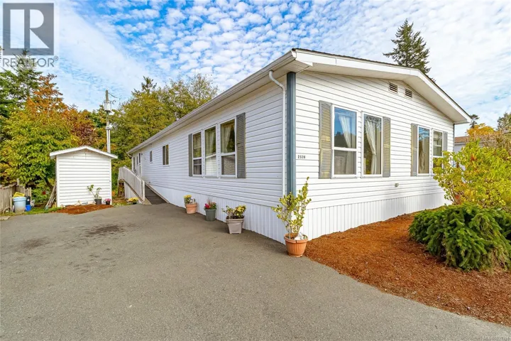 2574 Heron Way, Central Saanich, British Columbia V8M2E1