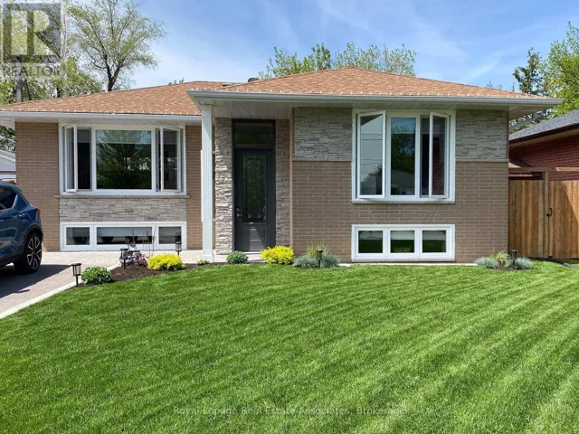 24 STEVENS CRESCENT, Halton Hills (Georgetown), Ontario L7G1B6