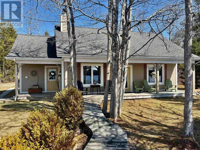 135 Beaver Point Road, North Kemptville, Nova Scotia B5A5X9