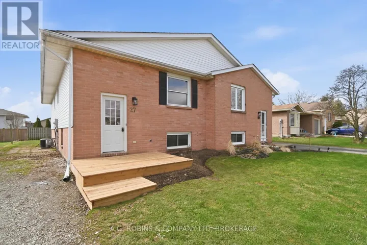 27 BRIARSDALE CRESCENT, Welland (N. Welland), Ontario L3C6R8