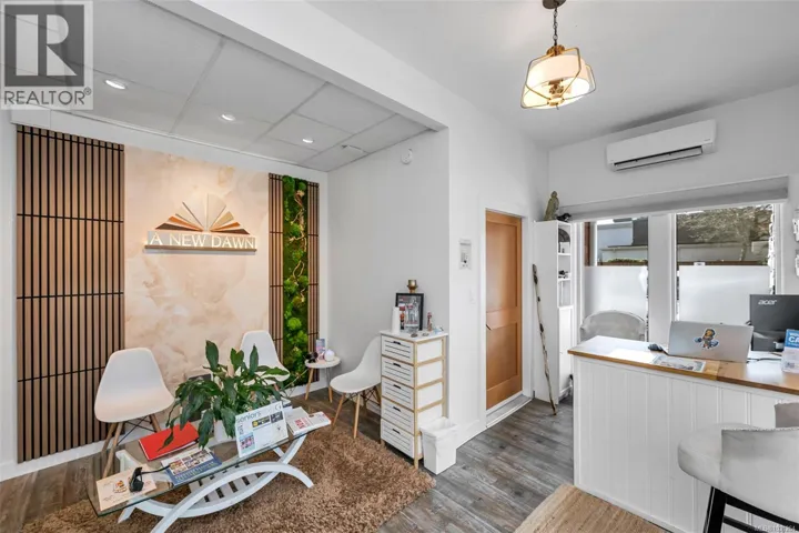 111 689 Hoffman Ave, Langford, British Columbia V9B4X1