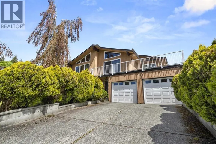 1060 AYSHIRE DRIVE, Burnaby, British Columbia V5A4A1