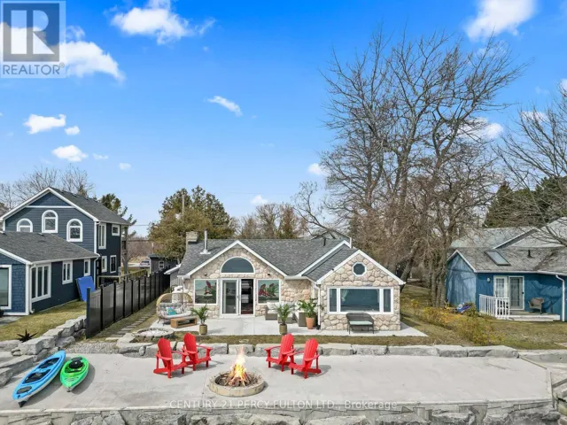 127 CEDAR CREST BEACH ROAD, Clarington (Bowmanville), Ontario L1C3K3