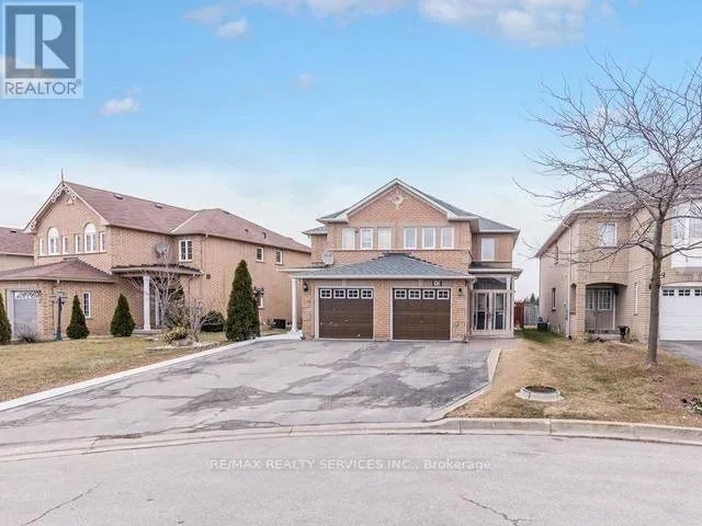 32 SILO (UPPER) COURT, Brampton (Fletcher's Creek Village), Ontario L6X4S4