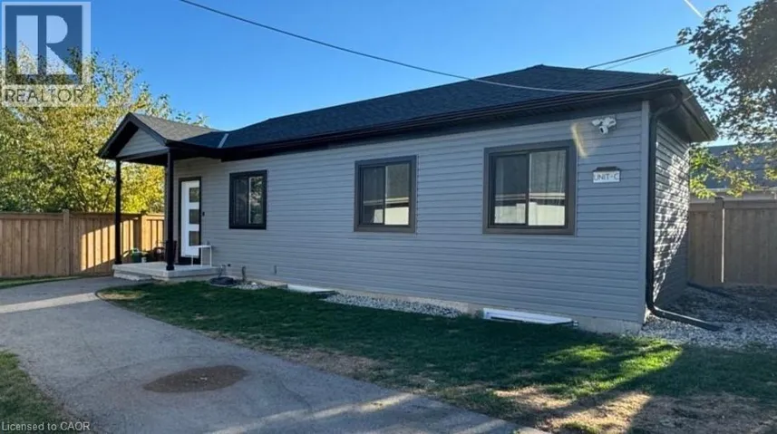 261 BELMONT Avenue W Unit# C, Kitchener, Ontario N2M1M3