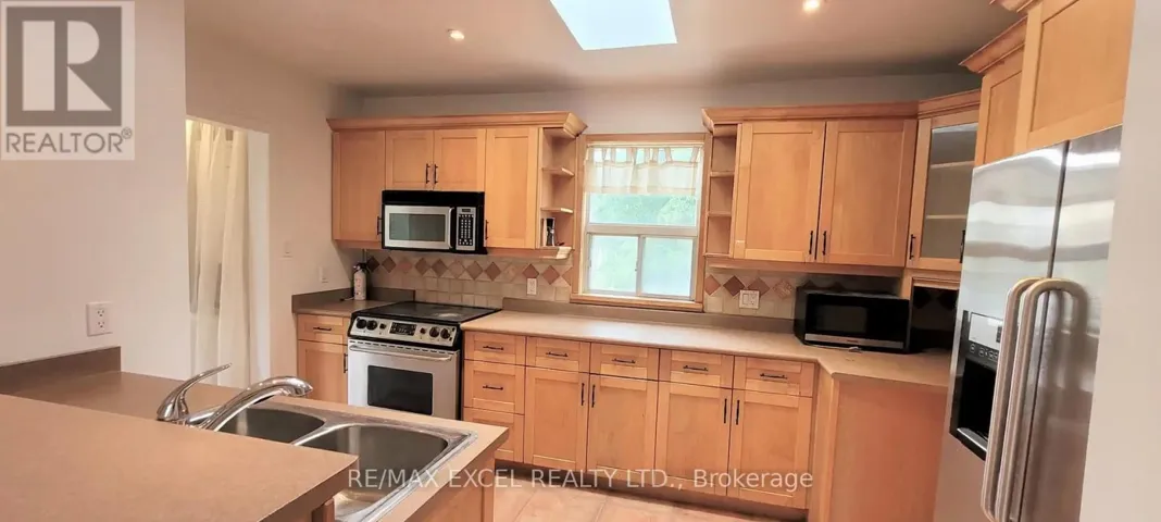 2 RUFFORD ROAD, Toronto (Alderwood), Ontario M8W4V4