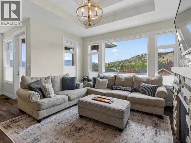 136 SENDERO Crescent, Penticton, British Columbia V2A0C3