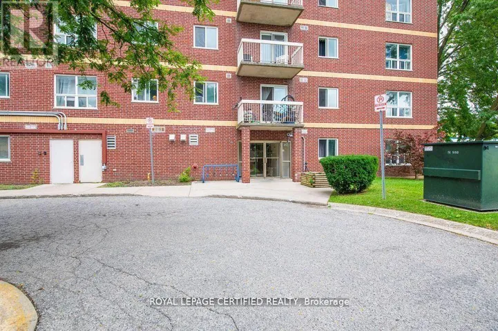 301 - 626 FIRST STREET, London East (East H), Ontario N5V2A2