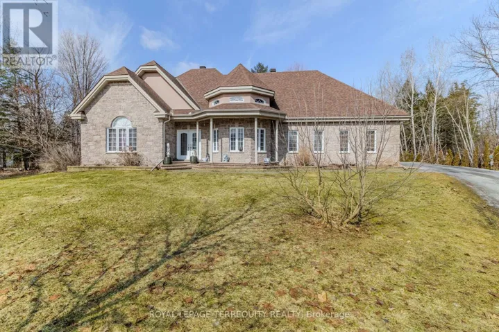 591 DU PARC ROAD, Hawkesbury, Ontario K0B1K0