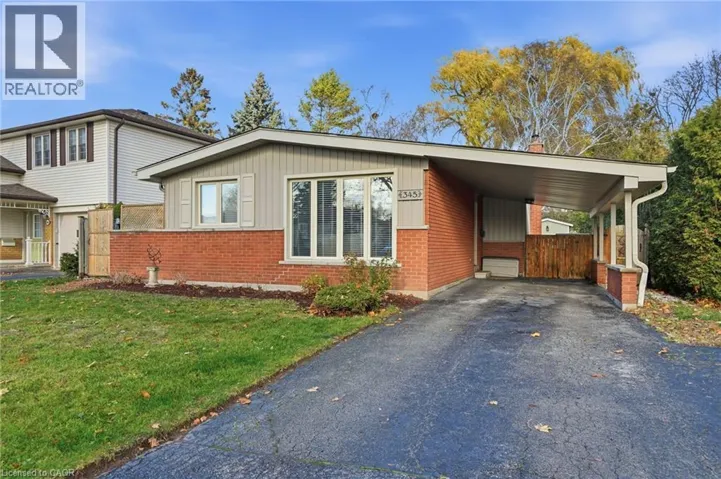 345 ERINDALE Drive, Burlington, Ontario L7L4T3