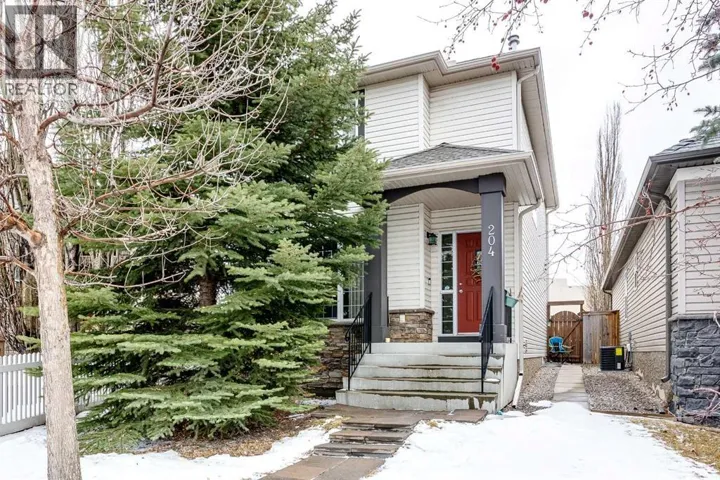204 Eversyde Circle SW, Calgary, Alberta T2Y4T4