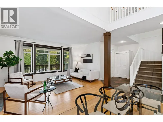 1855 PARKWAY BOULEVARD, Coquitlam, British Columbia V3E3L4