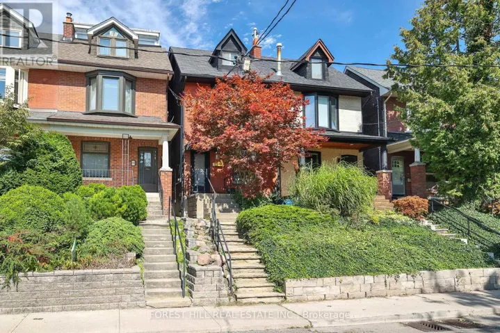 68 SPARKHALL AVENUE, Toronto (North Riverdale), Ontario M4K1G6