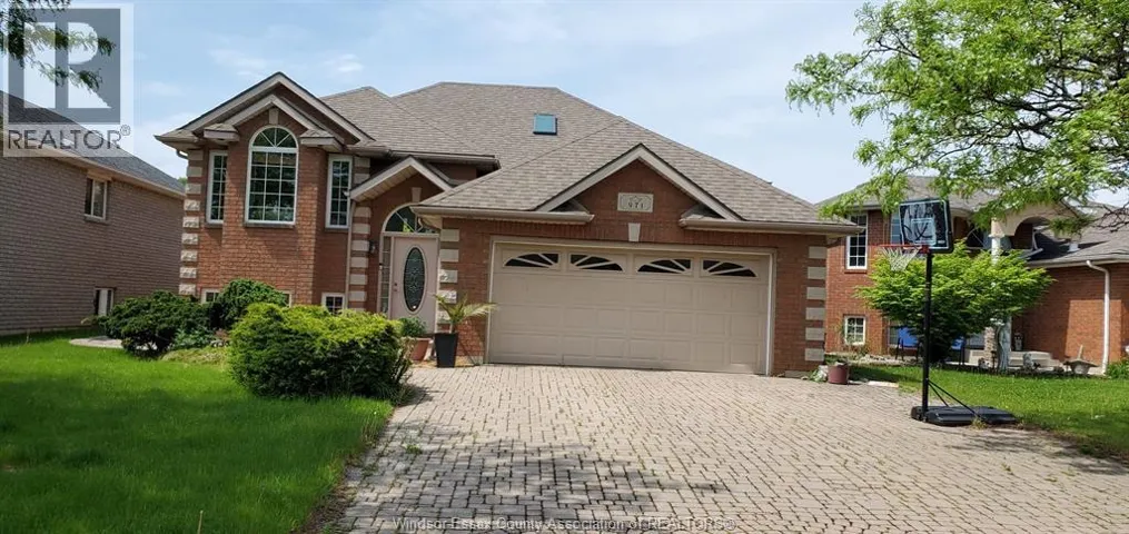 971 GRANTHAM COURT Unit# LOWER, Windsor, Ontario N9G2T1